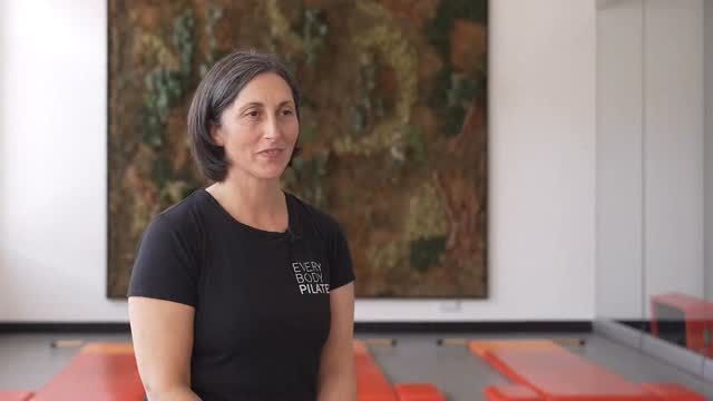 Every journey begins with curiosity.I’m Amy Kellow — founder of Everybody Pilates, a second-generation Classical Pilates teacher, and, most importantly, a lifelong student of movement.My work has always been about exploring the connection between body, mind, and method — and how staying curious keeps us evolving as teachers and movers.That same curiosity led me to the Classical Pilates system — and, most recently, to an exciting new partnership with @biomechanics_educationIn my next ambassador video, I’ll be sharing the story of how I discovered the Classical Pilates method — and why it completely transformed the way I see and teach movement.#EverybodyPilates #AmyKellow #BiomechanicsEducation #PilatesEducation #PilatesCommunity #ClassicalPilates #PilatesJourney #MovementMatters #PilatesUK #PilatesNetherlands #PilatesEurope